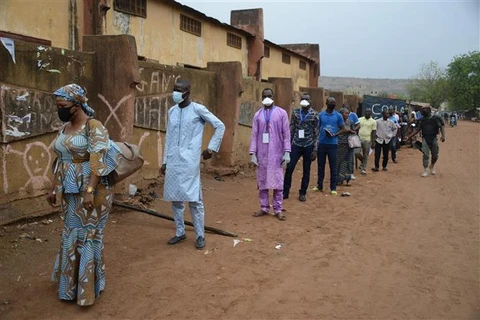 Người dân ở Bamako, Mali. (Ảnh: THX/TTXVN)