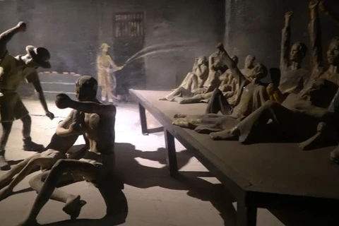 [Video] Hành trình trải nghiệm về đêm tại di tích nhà tù Hỏa Lò