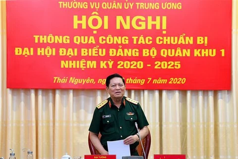Đại tướng Ngô Xuân Lịch phát biểu chỉ đạo tại hội nghị. (Ảnh: Hoàng Nguyên/TTXVN)