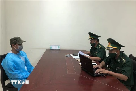 [Video] Quảng Bình bắt đối tượng bị truy nã định trốn sang Lào