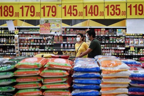 Gạo được bày bán trong một siêu thị. (Ảnh: AFP/TTXVN)