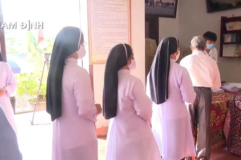 [Video] Giáo dân Nam Định đi bầu cử thực hiện quyền công dân