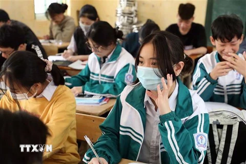 [Video] Chậm nhất ngày 4/6, học sinh Hà Nội nhận phiếu báo thi lớp 10