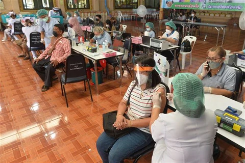 Thái Lan thúc đẩy sử dụng y học cổ truyền để điều trị COVID-19