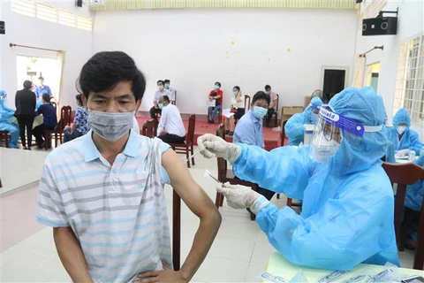 Đồng Nai, Trà Vinh, Tây Ninh đẩy nhanh tiến độ triển khai tiêm vaccine