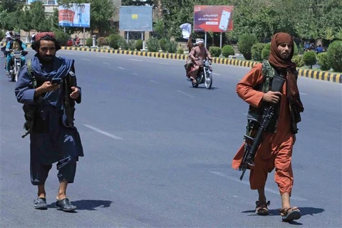 Quân Taliban bắt đầu tiến vào thủ đô của Afghanistan từ mọi ngả