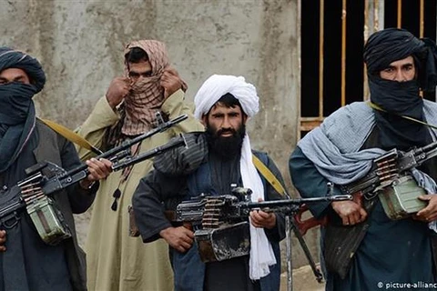Facebook chặn các tài khoản WhatsApp liên quan đến lực lượng Taliban