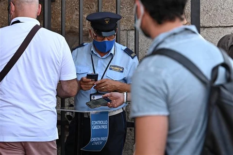 Italy ban bố các hạn chế mới khắt khe hơn đối với du khách từ Mỹ