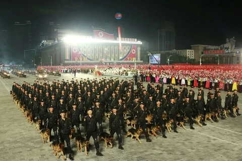 Triều Tiên tổ chức diễu binh nhân kỷ niệm 73 năm ngày Quốc khánh