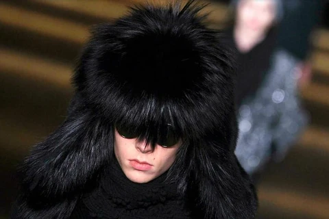 Thương hiệu thời trang Saint Laurent nói không với lông thú 