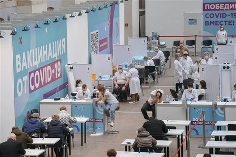 Nga: Số ca mắc COVID-19 trong ngày lần đầu vượt ngưỡng 25.000 