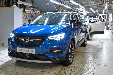 Opel nộp phạt gần 65 triệu euro vì vụ gian lận khí thải ôtô