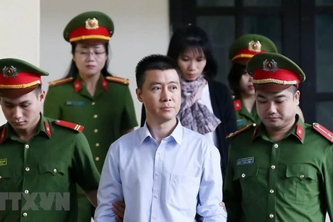 Việt Nam lần đầu thu tiền thi hành án từ nước ngoài