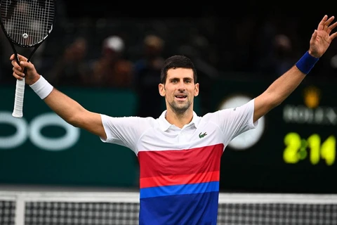 Tay vợt số một thế giới Novak Djokovic lần thứ 6 vô địch Paris Masters