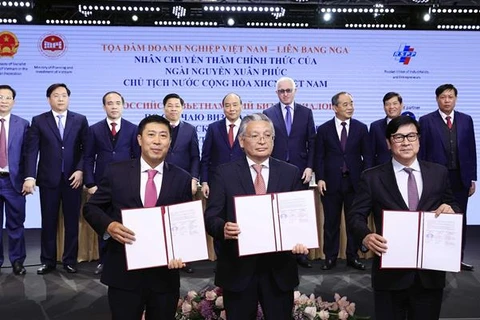 VABIOTECH-SOVICO ký thỏa thuận sản xuất vaccine Sputnik tại Việt Nam