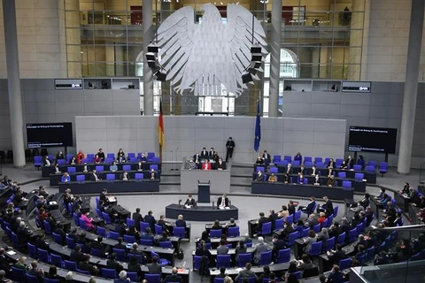 Quốc hội Đức thông qua một số sửa đổi luật bảo vệ chống lây nhiễm