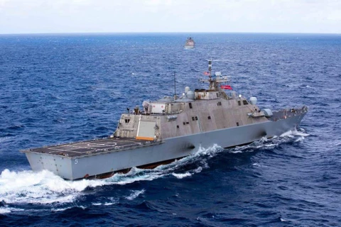 Mỹ ghi nhận các ổ dịch COVID-19 bùng phát trên 2 tàu hải quân