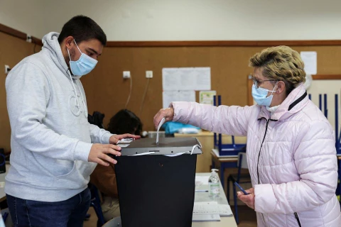 Cử tri Bồ Đào Nha bắt đầu đi bỏ phiếu bầu quốc hội mới