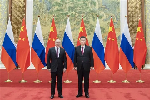 Hé lộ nguyên nhân Tổng thống Nga không bắt tay Chủ tịch Trung Quốc