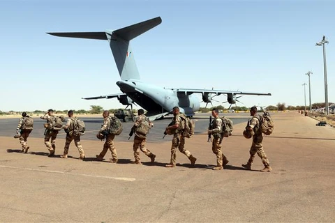 Pháp tuyên bố kế hoạch rút quân khỏi Mali sau gần 10 năm tham chiến
