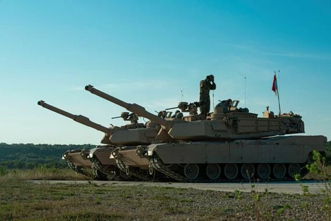 Ba Lan hiện đại hóa quân đội với khí tài quân sự của Mỹ