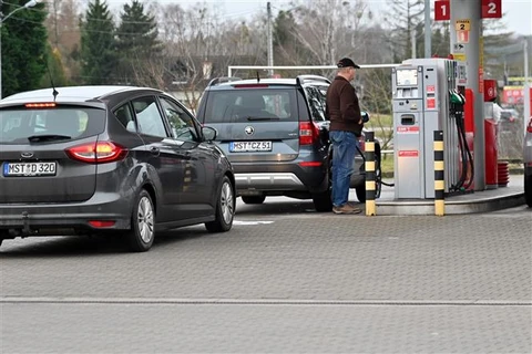 Italy đặt mục tiêu giảm phụ thuộc nguồn cung khí đốt từ Nga