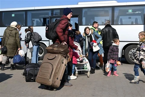 Canada lập chương trình hỗ trợ tiếp nhận người sơ tán khỏi Ukraine
