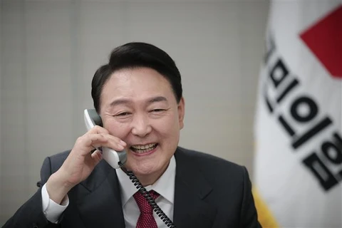 Tổng thống đắc cử Hàn Quốc điện đàm với Chủ tịch Trung Quốc