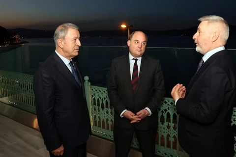 Bộ trưởng Quốc phòng Thổ Nhĩ Kỳ-Italy-Anh họp bàn về Ukraine