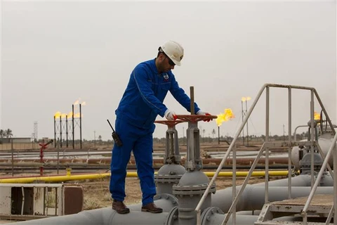 EU và OPEC nhận định khác nhau về việc tăng sản lượng dầu