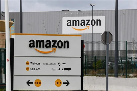 Amazon lần đầu áp phụ phí nhiên liệu, lạm phát đối với người bán hàng