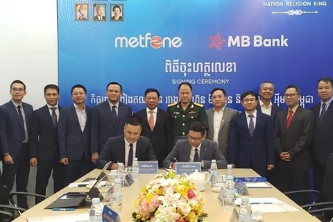 Doanh nghiệp Việt chi 100 triệu USD nâng cấp mạng viễn thông Campuchia