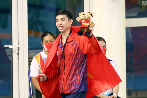 Kinh ngư Nguyễn Huy Hoàng - niềm hy vọng tại ASIAD và Olympic - cho thấy phong độ cao tại SEA Games 31. (Ảnh: Phạm Kiên/TTXVN)