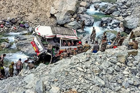 Xe chở binh sỹ Ấn Độ gặp nạn gần biên giới Trung Quốc, 7 người tử vong