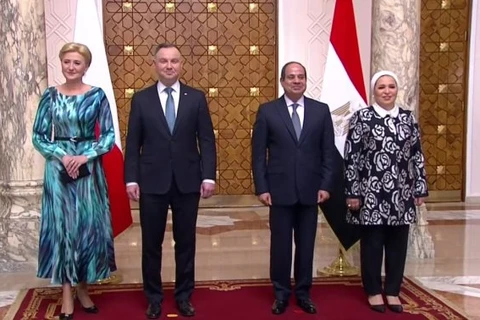 Chính phủ Ba Lan cân nhắc mua khí đốt hóa lỏng từ Ai Cập 