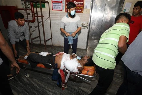 Vụ cháy kho container ở Bangladesh: Số người thiệt mạng tiếp tục tăng