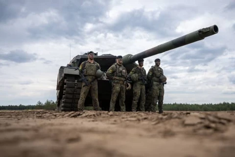 Estonia và Latvia mua chung vũ khí phòng không tầm trung