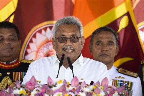 Người biểu tình đòi tổng thống, thủ tướng Sri Lanka từ chức 