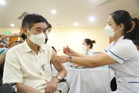 Việt Nam có hơn 10,7 triệu ca nhiễm COVID-19 kể từ đầu dịch đến nay 
