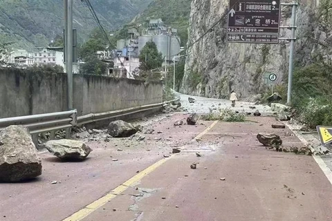 Động đất tại Tứ Xuyên: Chủ tịch Trung Quốc ra lệnh dốc toàn lực cứu hộ