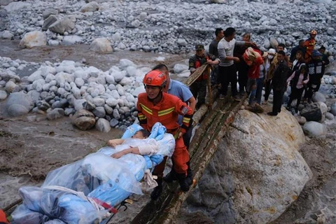 Số người thiệt mạng do động đất tại tỉnh Tứ Xuyên tăng nhanh
