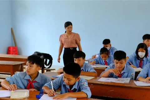 Sớm tháo gỡ vướng mắc trong việc sáp nhập trường THCS ở Nghệ An