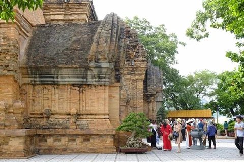 Việt Nam là điểm đến ưa thích nhất tại Đông Nam Á của dân Campuchia