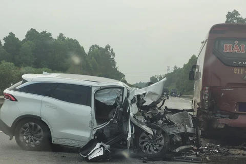 Tai nạn giao thông trên cao tốc Nội Bài-Lào Cai, 1 người tử vong