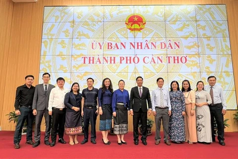Lào muốn tiếp tục đầu tư xây Trung tâm Thương mại Lào-Việt tại Cần Thơ