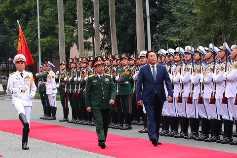 [Photo] Bộ trưởng Quốc phòng Mông Cổ thăm chính thức Việt Nam