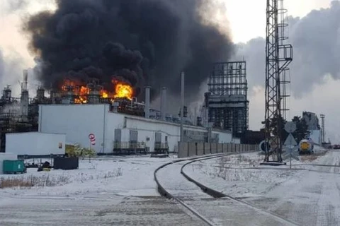 Hỏa hoạn tại cơ sở hóa dầu ở Nga khiến ít nhất 2 người thiệt mạng