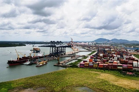 Kết nối cảng biển phát triển công nghiệp: Hình thành chuỗi phát triển 