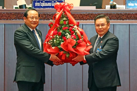Ông Sonexay Siphandone được bầu là Thủ tướng Chính phủ Lào