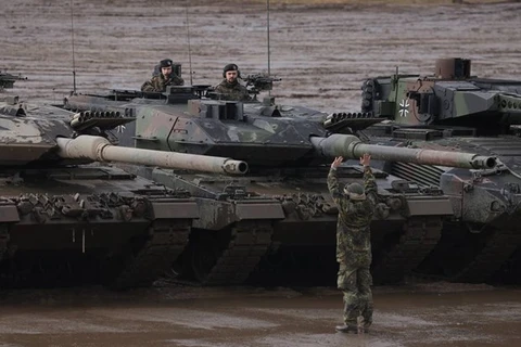 Kế hoạch cung cấp vũ khí cho Ukraine của chính phủ Italy và Đức 